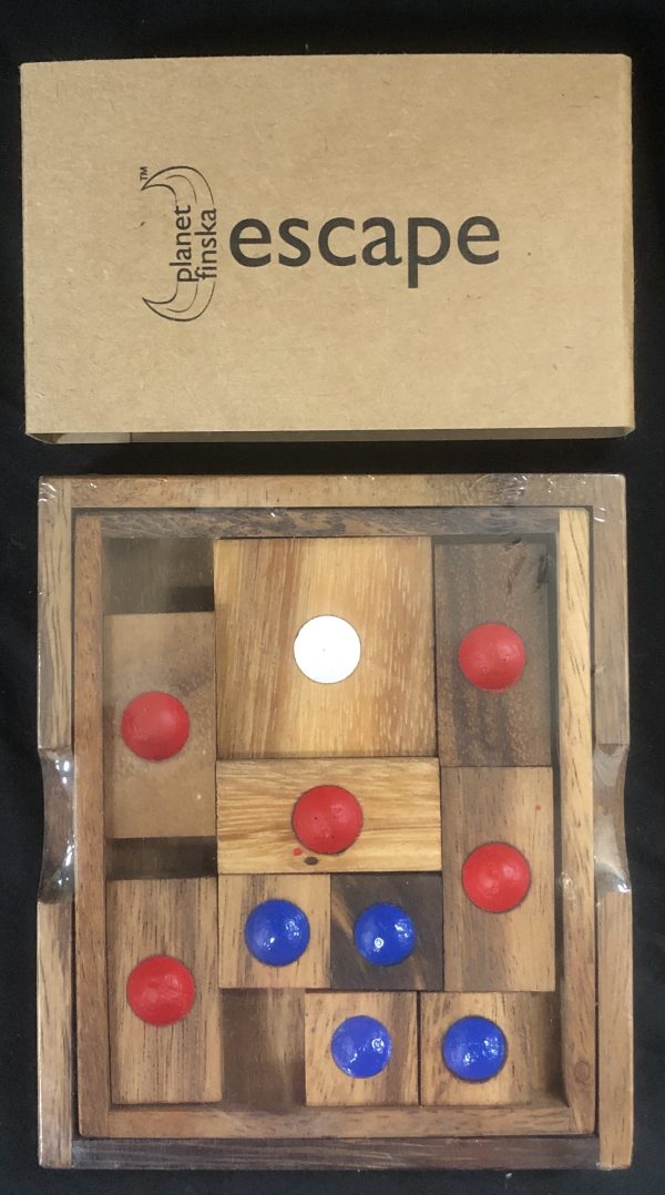 Escape wooden puzzle
